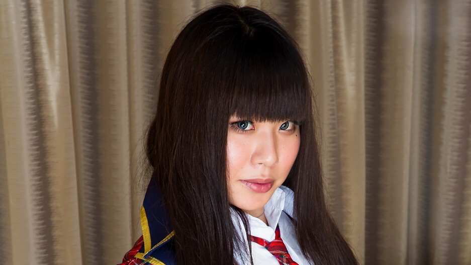 Schoolgirl Doll Himena Takahashi!