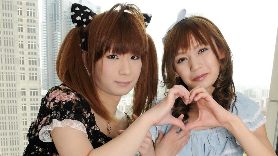 Hiromi & Yuki’s Lesbian Affair